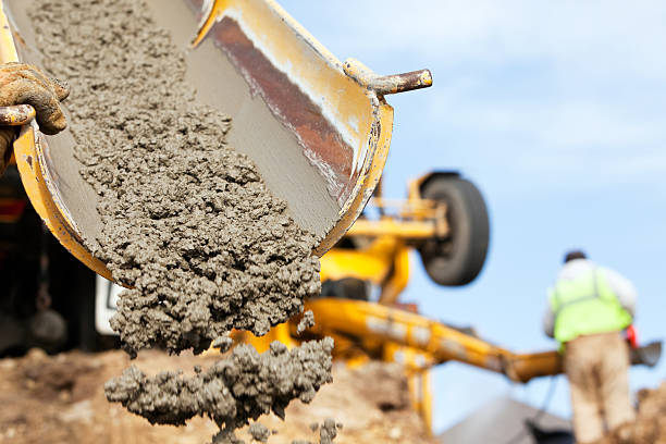 Best Concrete Retaining Walls in Elmendorf, TX